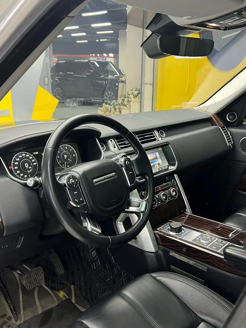Land Rover Range Vogue  — миниатюра 9