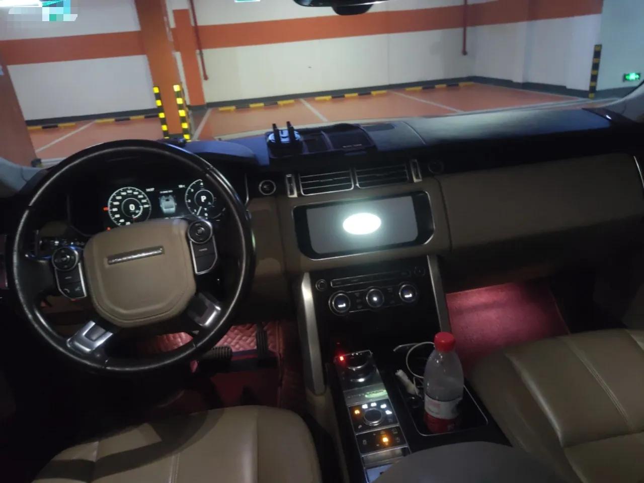 Land Rover Range Vogue  — миниатюра 10