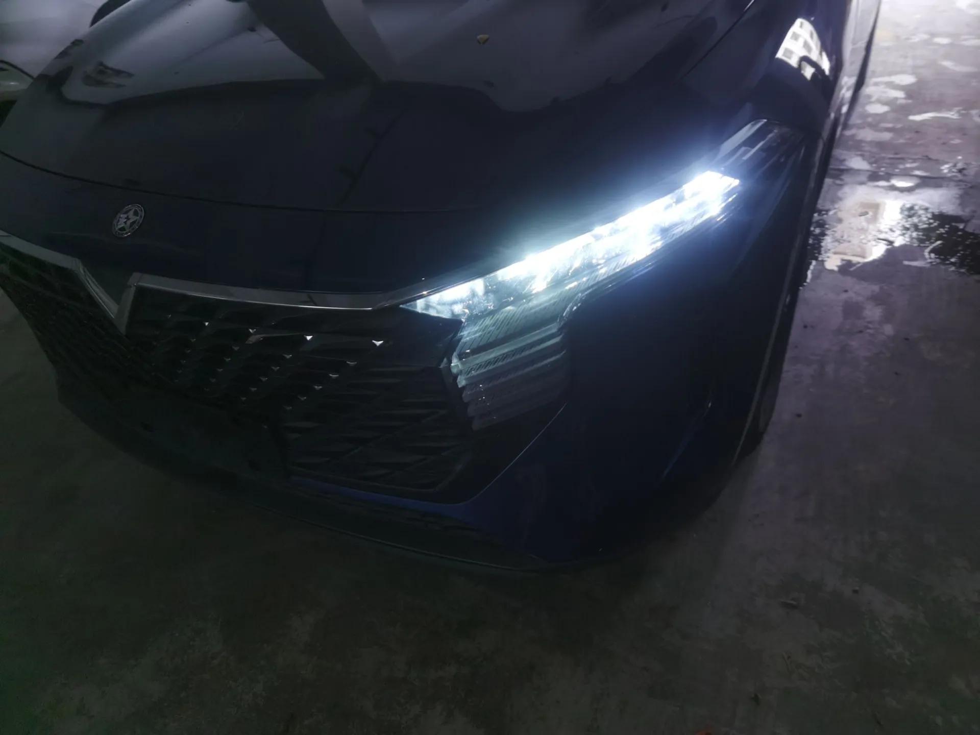 Venucia V 2021 260T Idol Edition — миниатюра 2