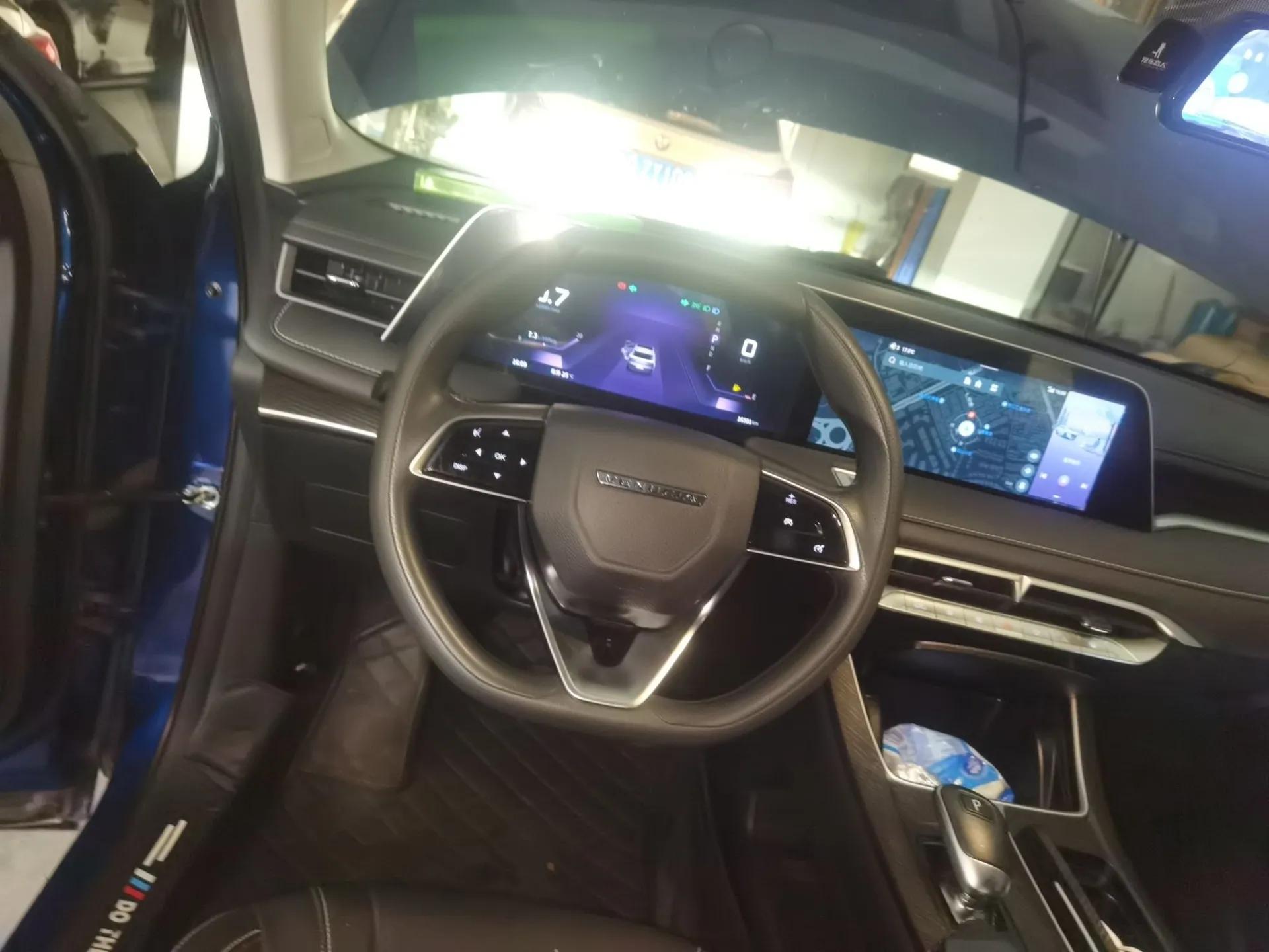 Venucia V 2021 260T Idol Edition — миниатюра 12