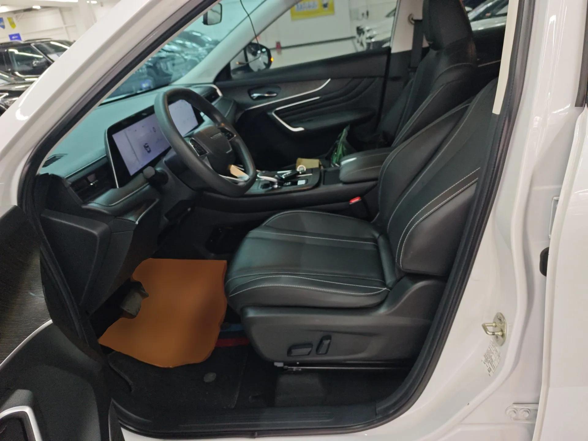 Venucia V 2021 260T Idol Edition — миниатюра 17