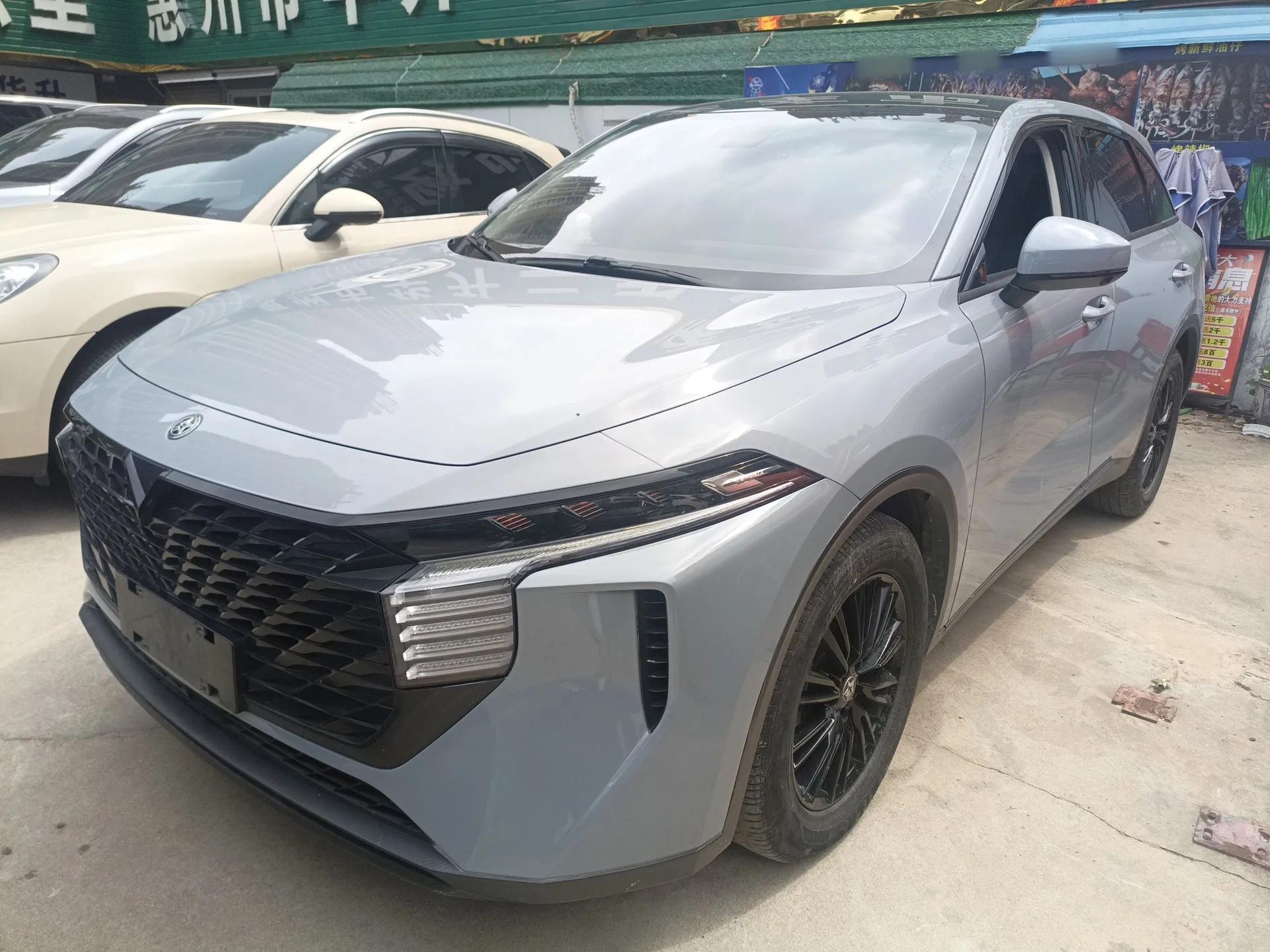Venucia V 2023 260T Idol Edition Pro — миниатюра 1