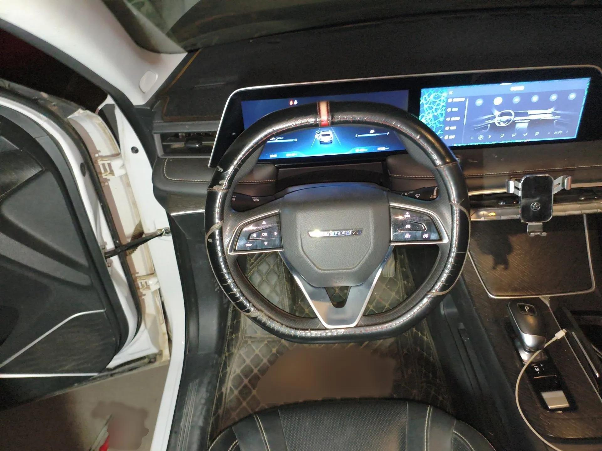 Venucia V 2021 260T Idol Edition — миниатюра 9