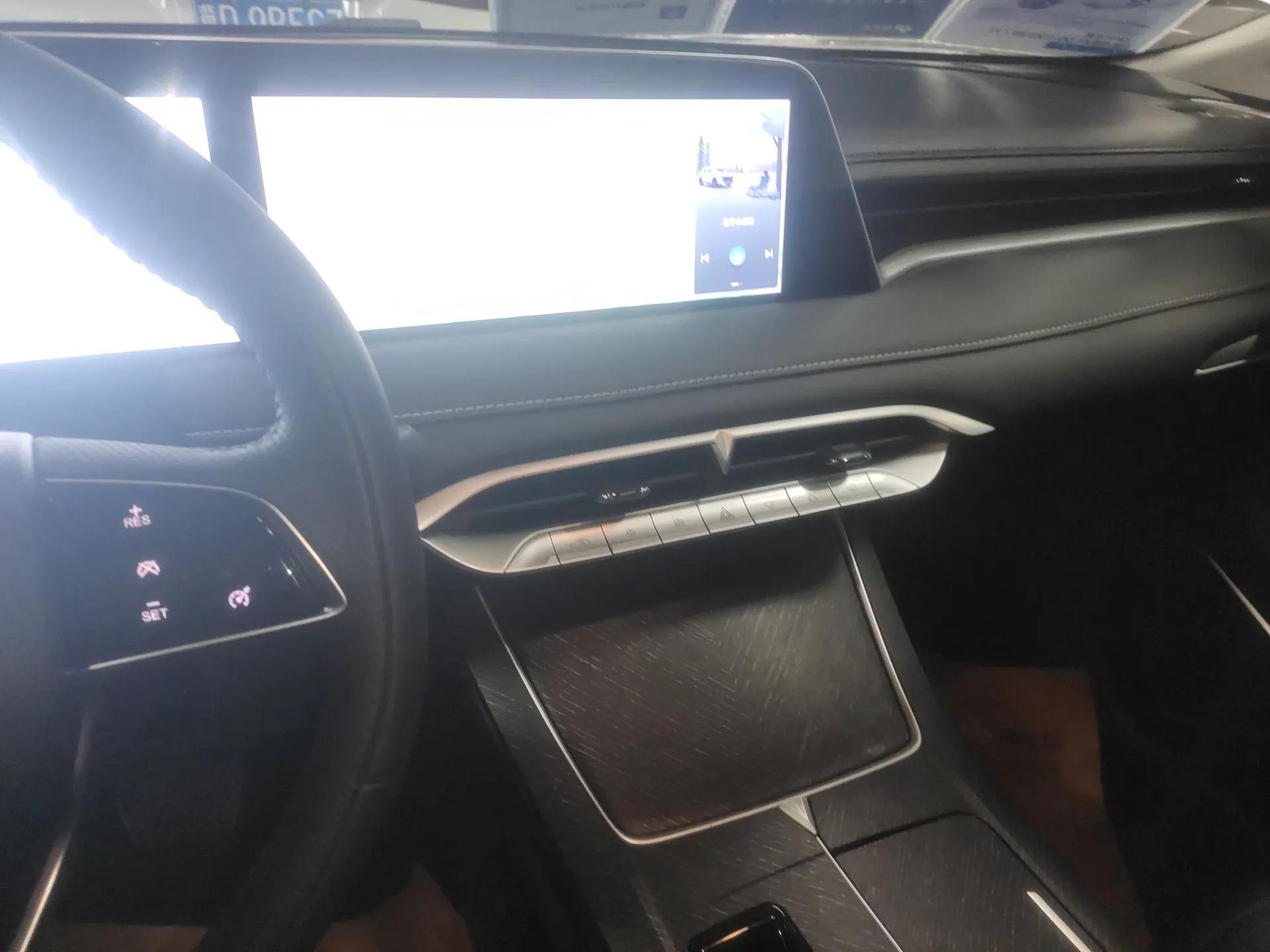 Venucia V DD-i 2023 110 km iE Version — миниатюра 16