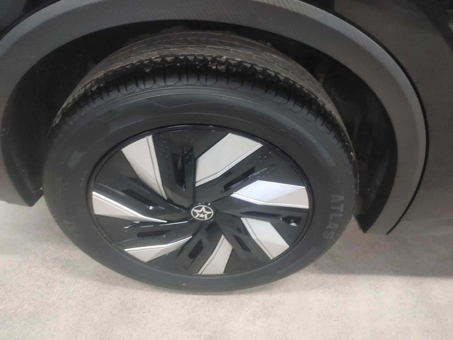 Venucia V DD-i 2023 110 km iE Version — миниатюра 10