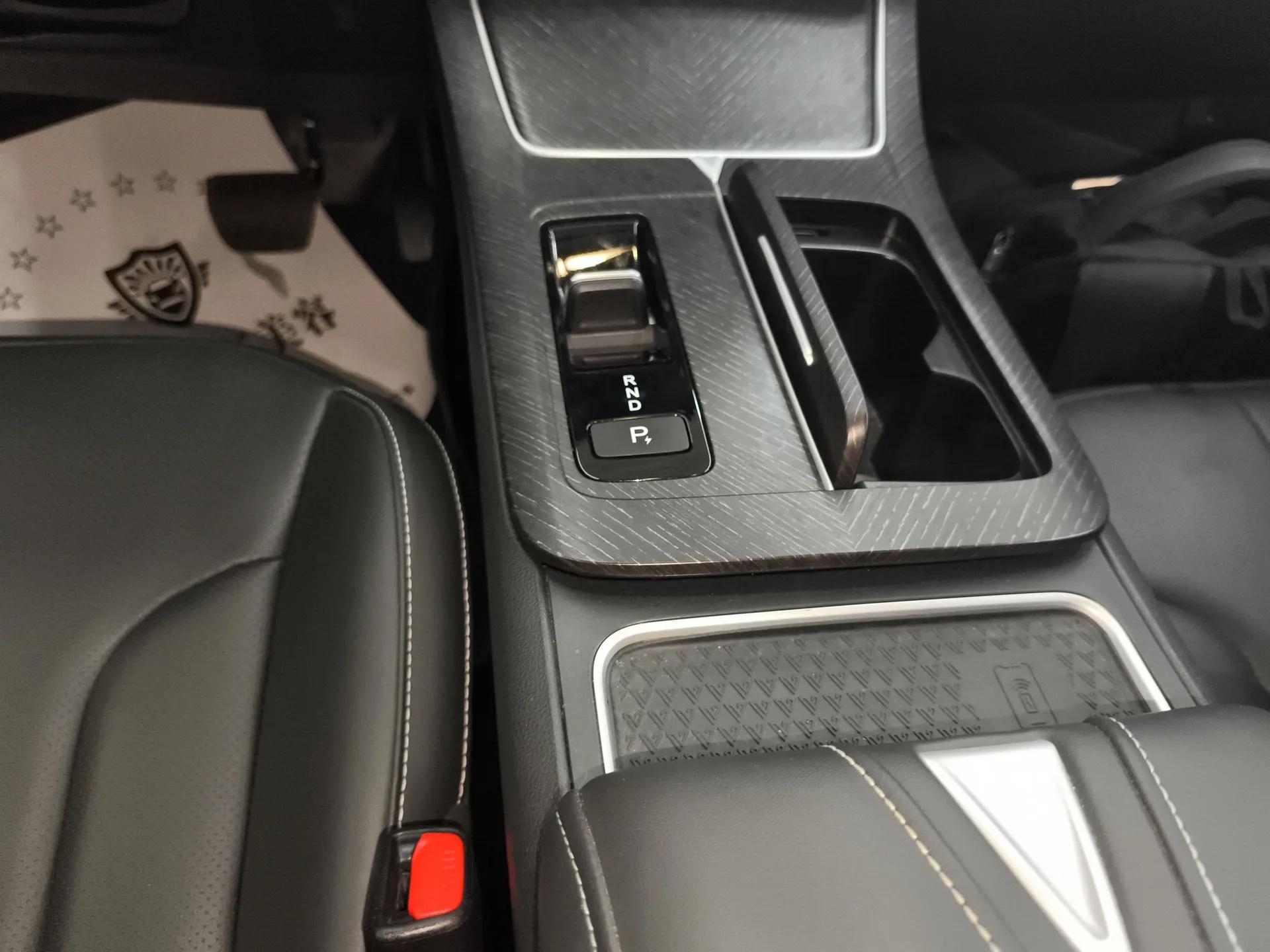 Venucia V DD-i 2023 60km iD Version — миниатюра 15