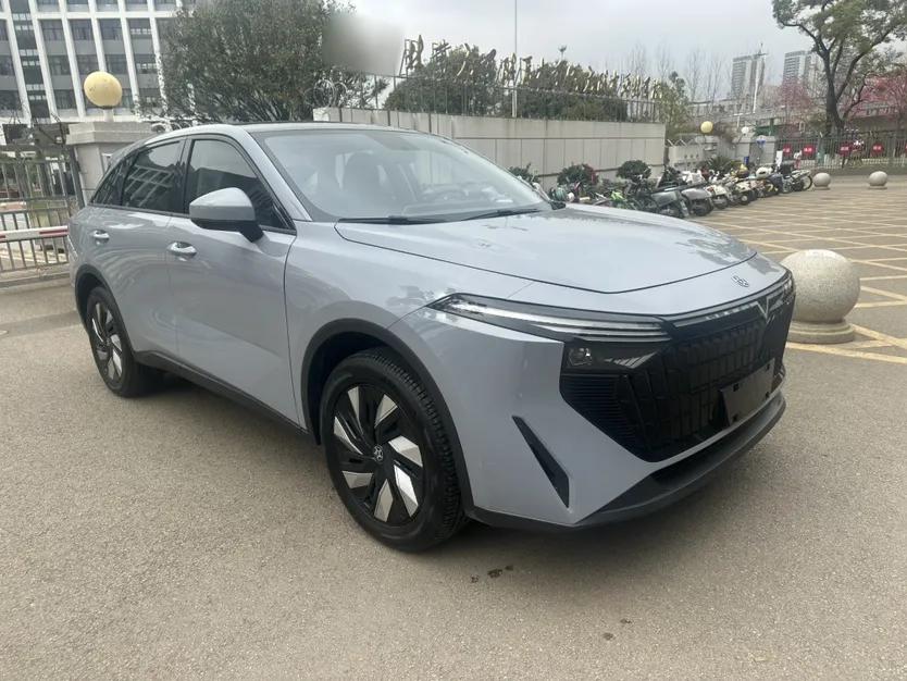 Venucia V DD-i 2023 60km iD Version — миниатюра 6
