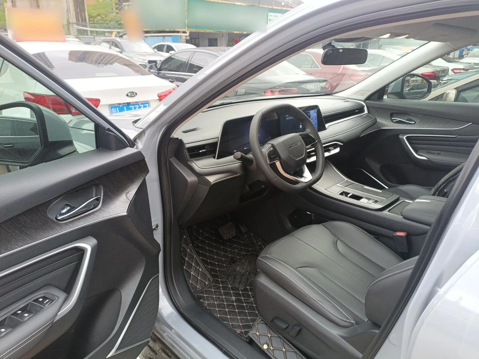 Venucia V DD-i 2023 110 km iE Version — миниатюра 19