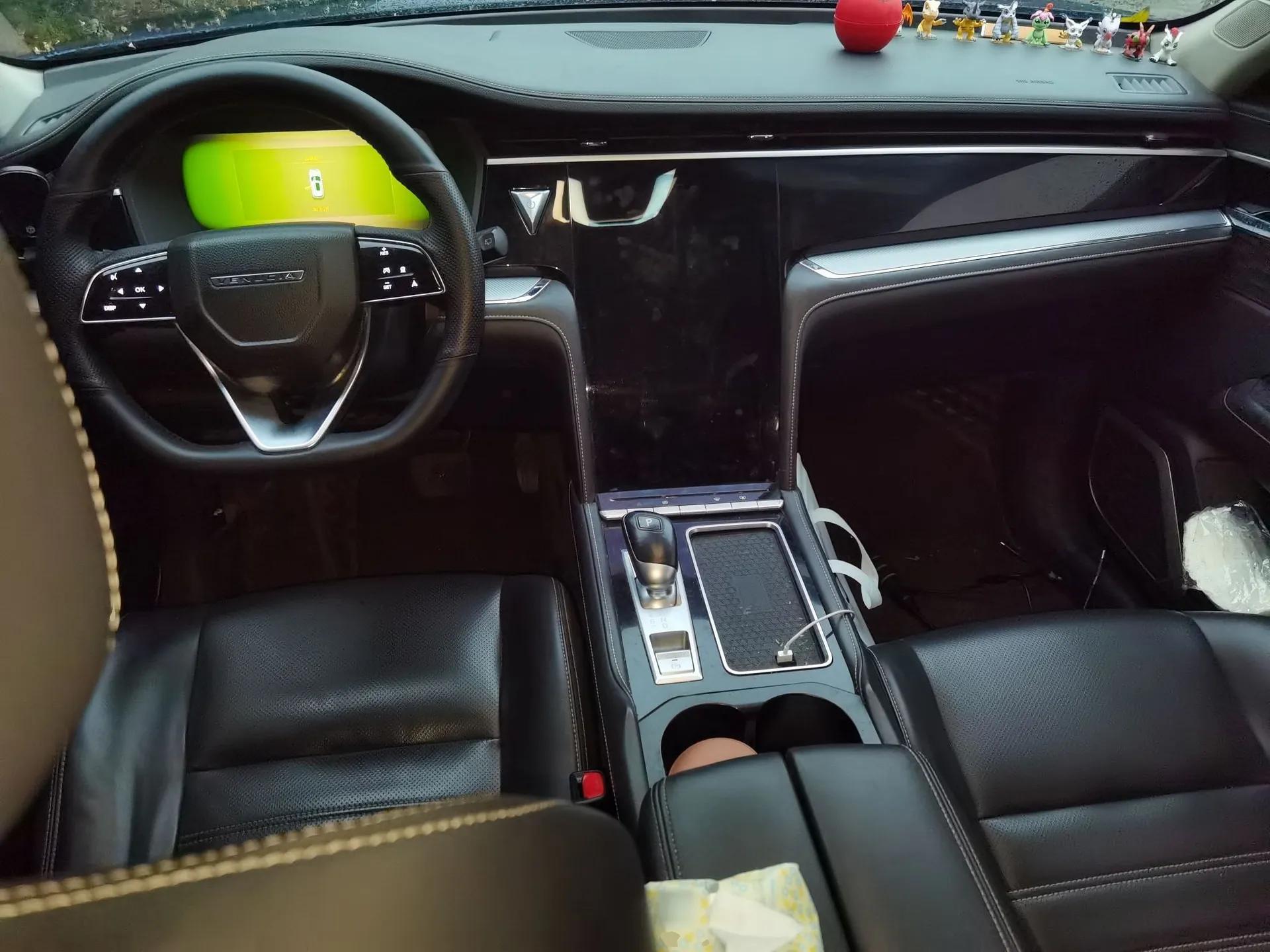 Venucia Star 2020 260T Automatic 48V Mild Hybrid Turbocharged Star Edition — миниатюра 10