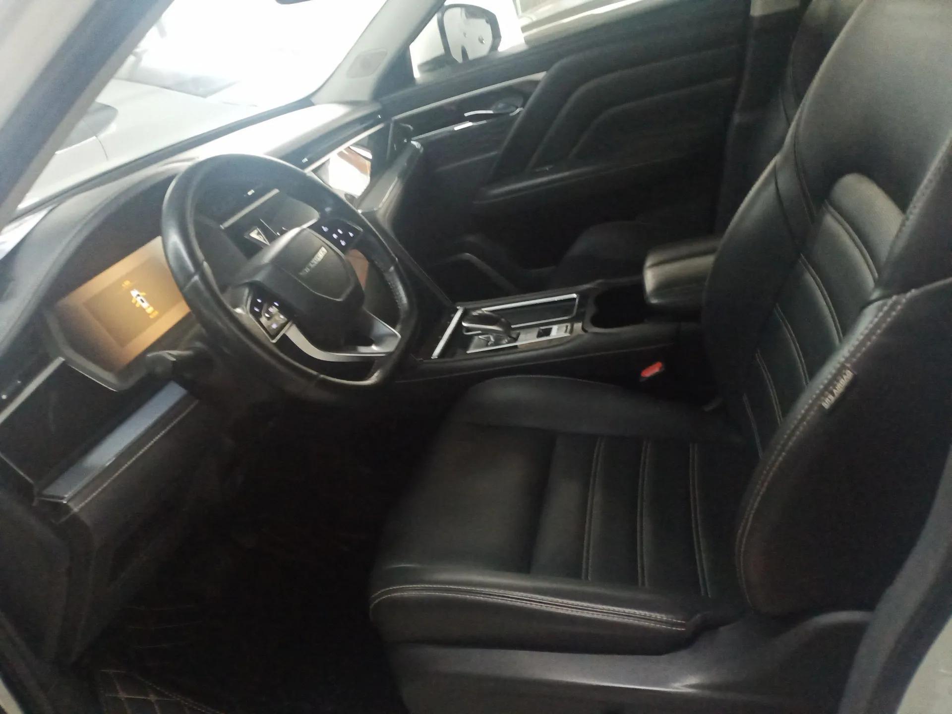 Venucia Star 2020 260T Automatic 48V Mild Hybrid Turbocharged Star Edition — миниатюра 18