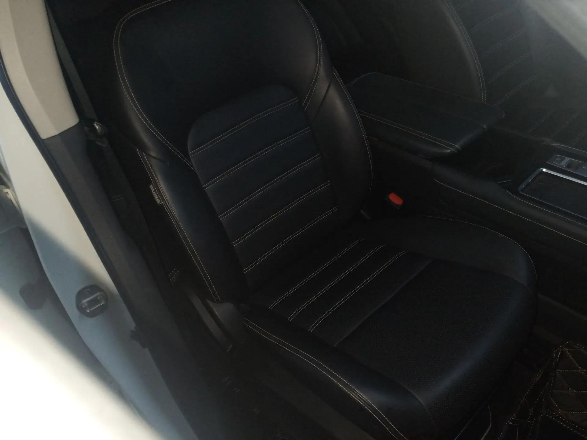 Venucia Star 2020 260T Automatic 48V Mild Hybrid Turbocharged Star Edition — миниатюра 23