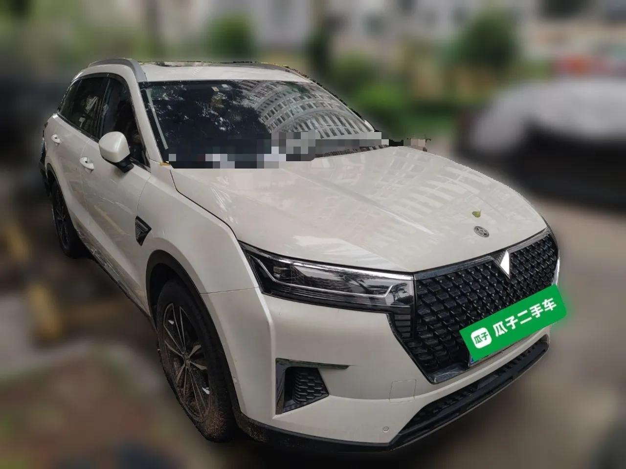 Venucia Star 2020 260T Automatic 48V Mild Hybrid Turbocharged Starry Edition — миниатюра 3