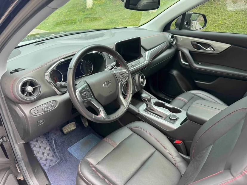 Chevrolet Blazer 2022 Mild Hybrid 650T Redline 7-Seater Thunder Edition — миниатюра 21