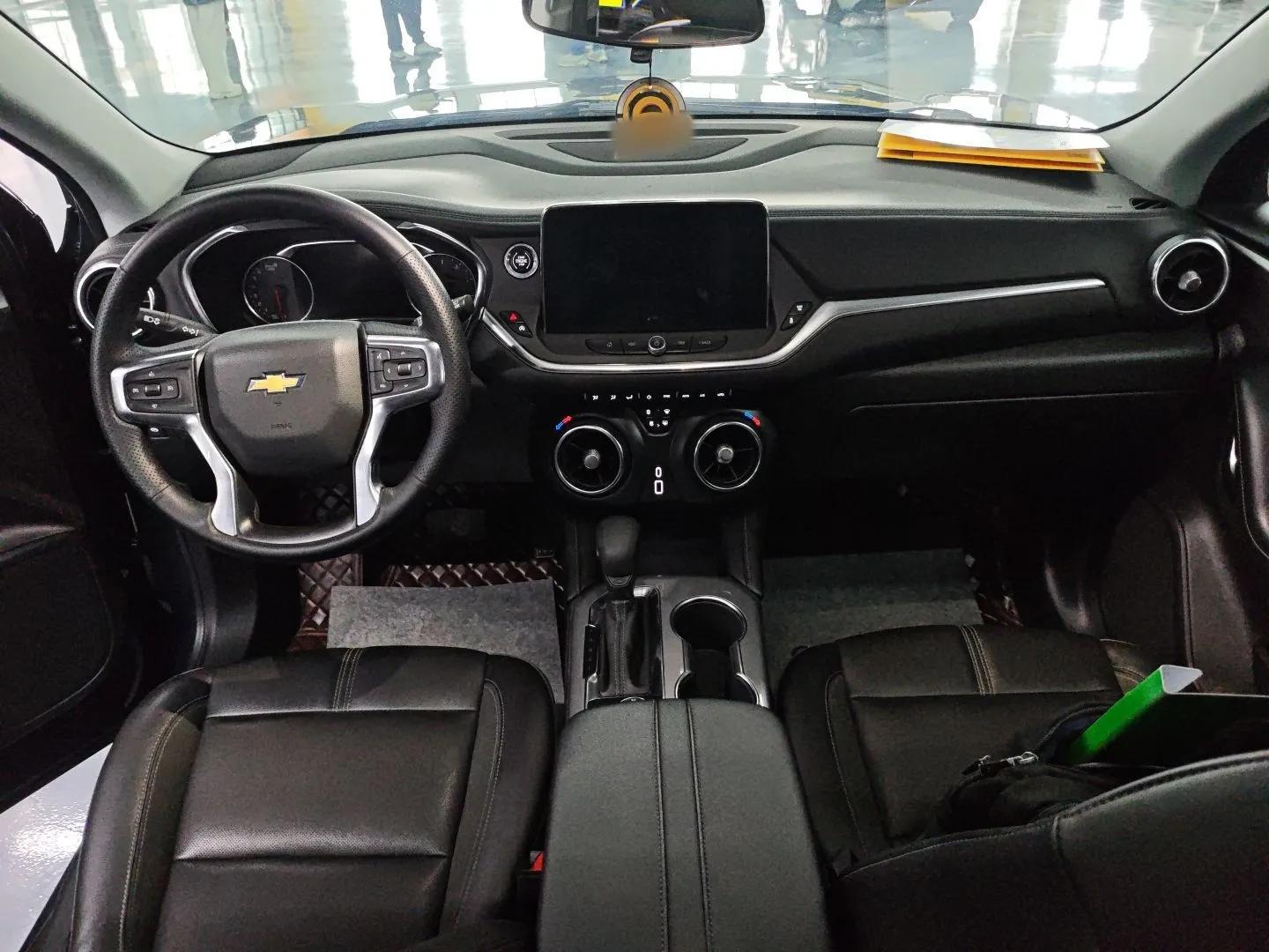 Chevrolet Blazer 2022 Mild Hybrid 650T 7-Seater Model Edition — миниатюра 12