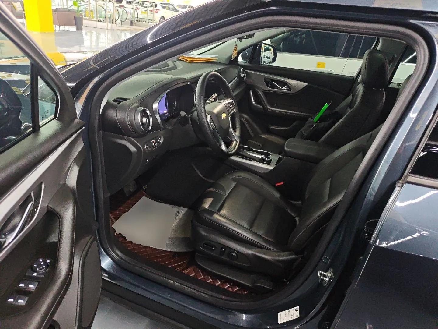 Chevrolet Blazer 2022 Mild Hybrid 650T 7-Seater Model Edition — миниатюра 18