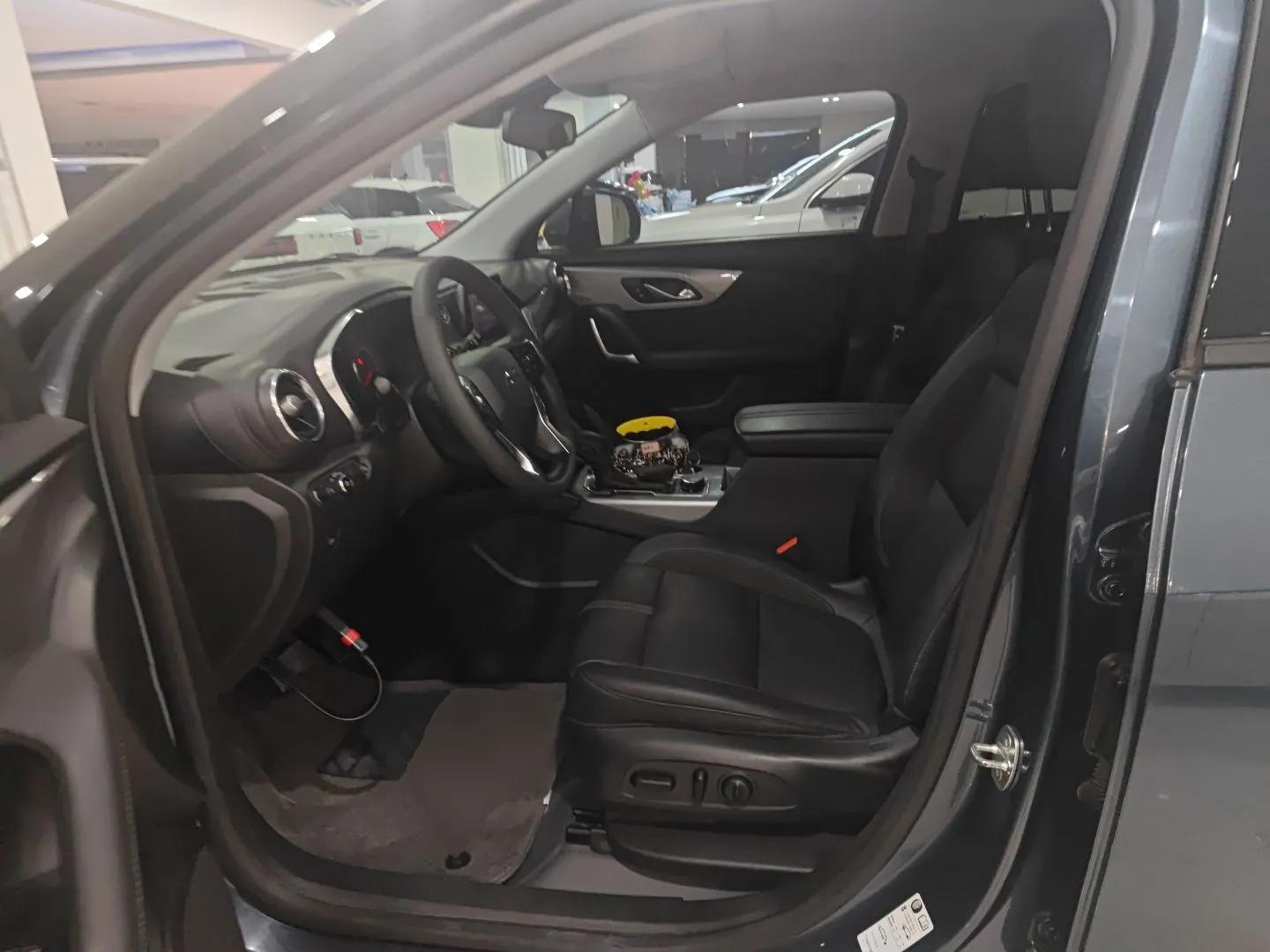 Chevrolet Blazer 2020 650T 7-Seater Luxury Edition — миниатюра 17
