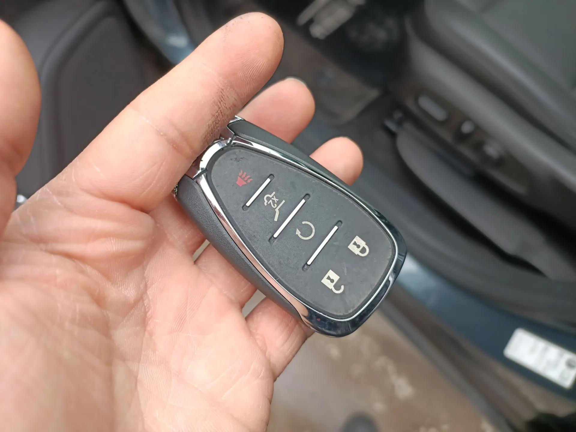 Chevrolet Blazer 2022 Mild Hybrid 650T 7-Seater Wei Version — миниатюра 12