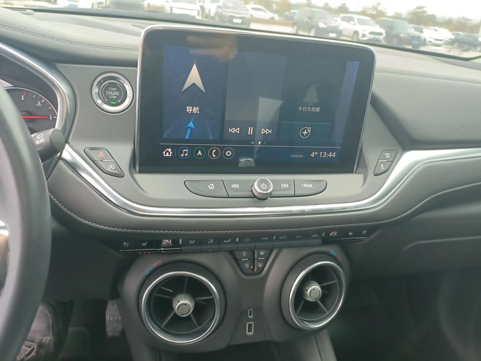 Chevrolet Blazer 2022 Mild Hybrid 650T 7-Seater Wei Version — миниатюра 16