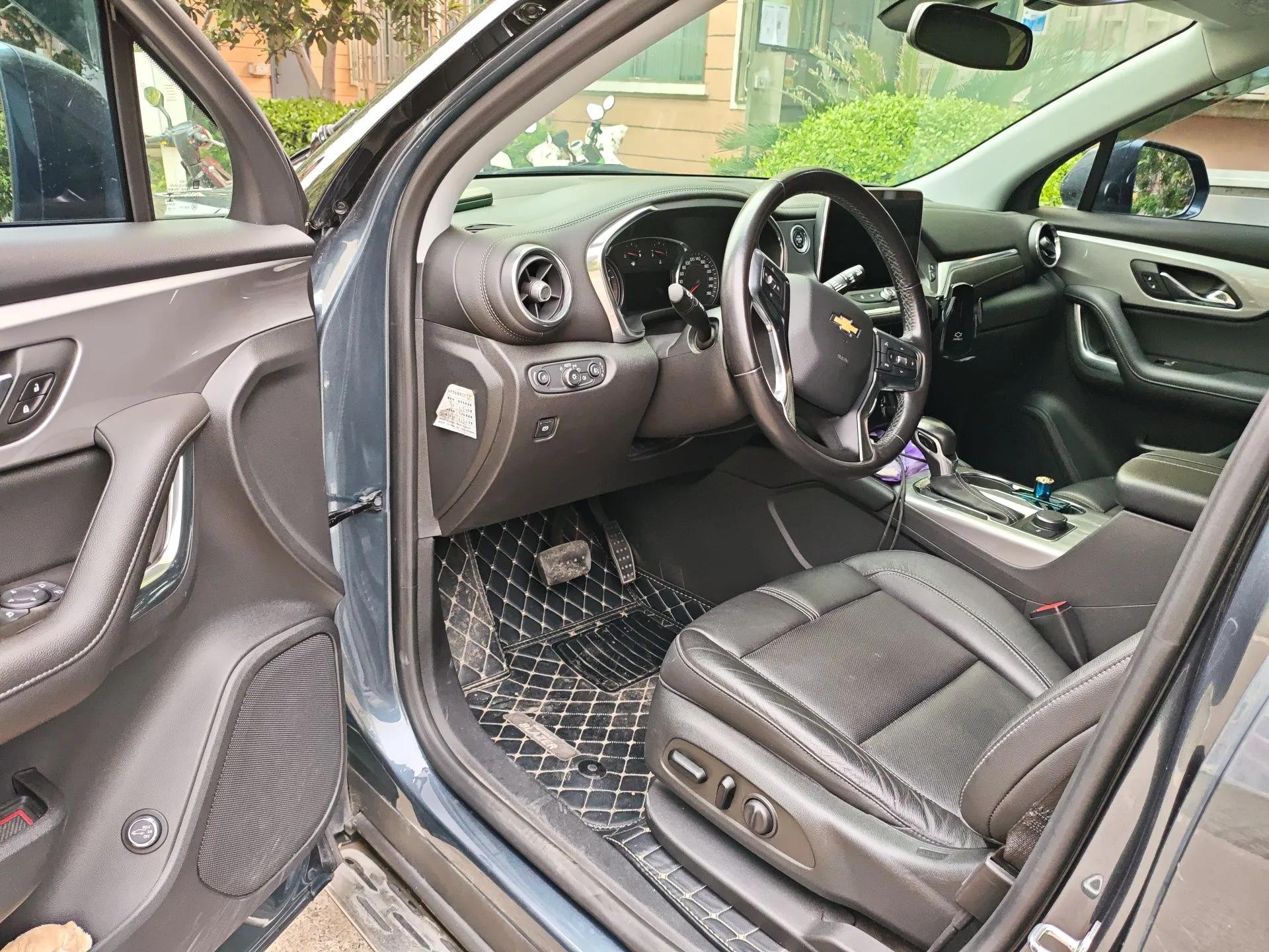 Chevrolet Blazer 2020 650T 7-Seater WEI Version — миниатюра 17
