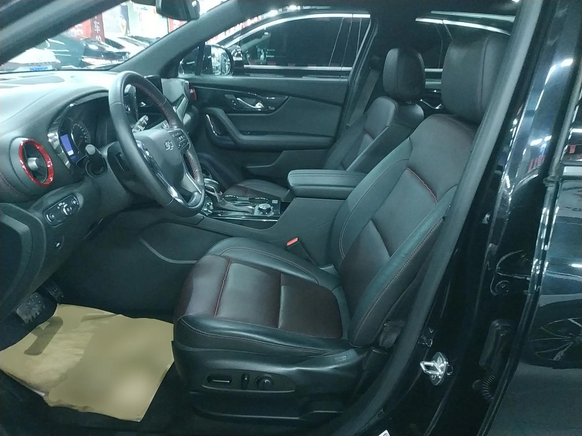 Chevrolet Blazer 2020 RS 650T 4x4 7-Seater Hardcore Edition — миниатюра 18
