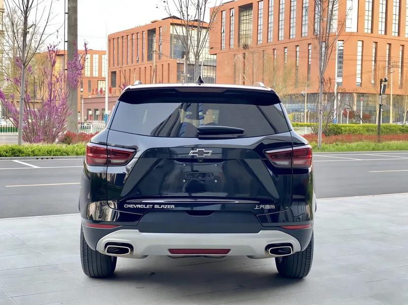 Chevrolet Blazer 2023 Light Hybrid 650T Model — миниатюра 9