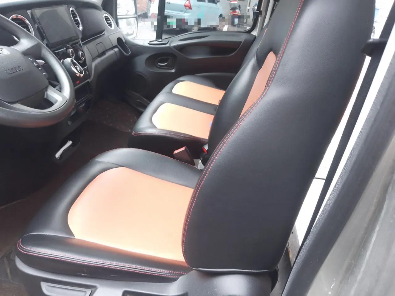 Iveco Eurocargo 2021 3.0T Automatic Chaorui Short Wheelbase High-Roof Side-Sliding Door F1C — миниатюра 14