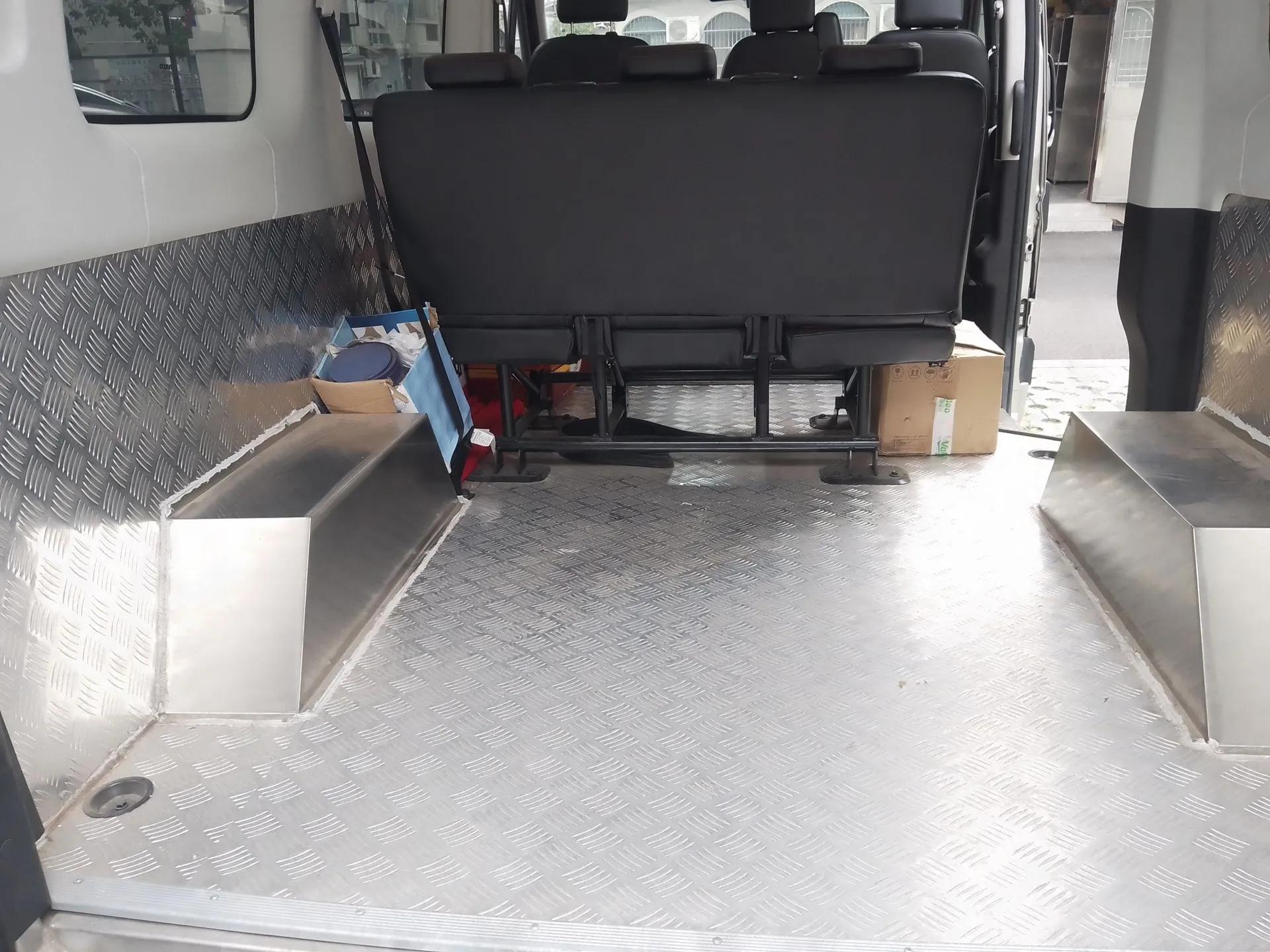Iveco Eurocargo 2021 3.0T Automatic Chaorui Short Wheelbase High-Roof Side-Sliding Door F1C — миниатюра 16