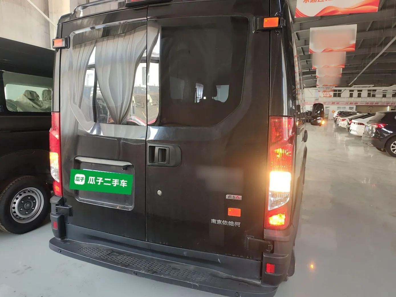 Iveco Eurocargo 2021 2.0T Manual Super-Rui Short Wheelbase Low-Roof Side-Hinged Door F1A — миниатюра 5