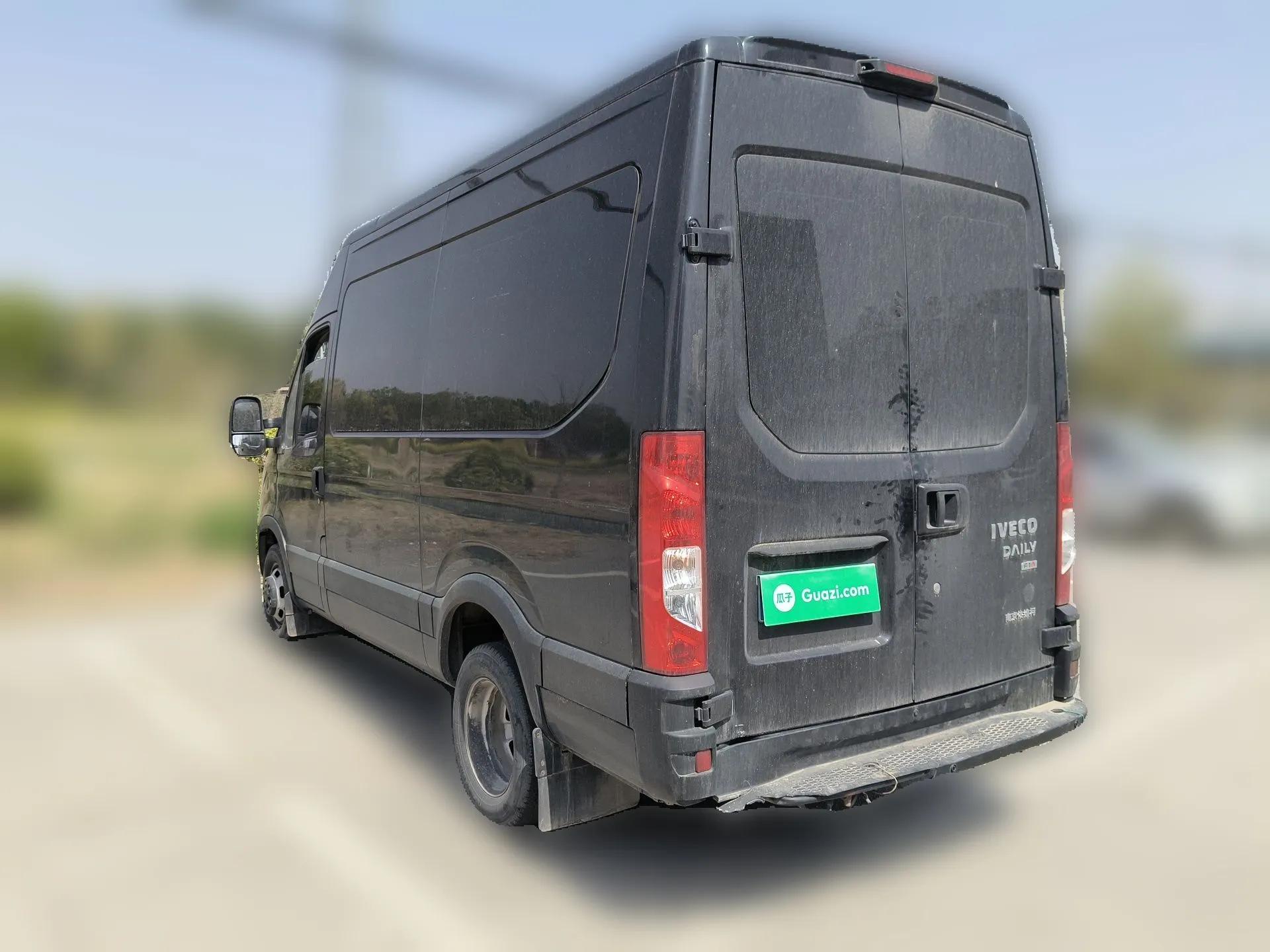 Iveco Eurocargo 2020 2.3T Manual Super Rui Long Wheelbase Short Overhang High Roof China VI F1A — миниатюра 4