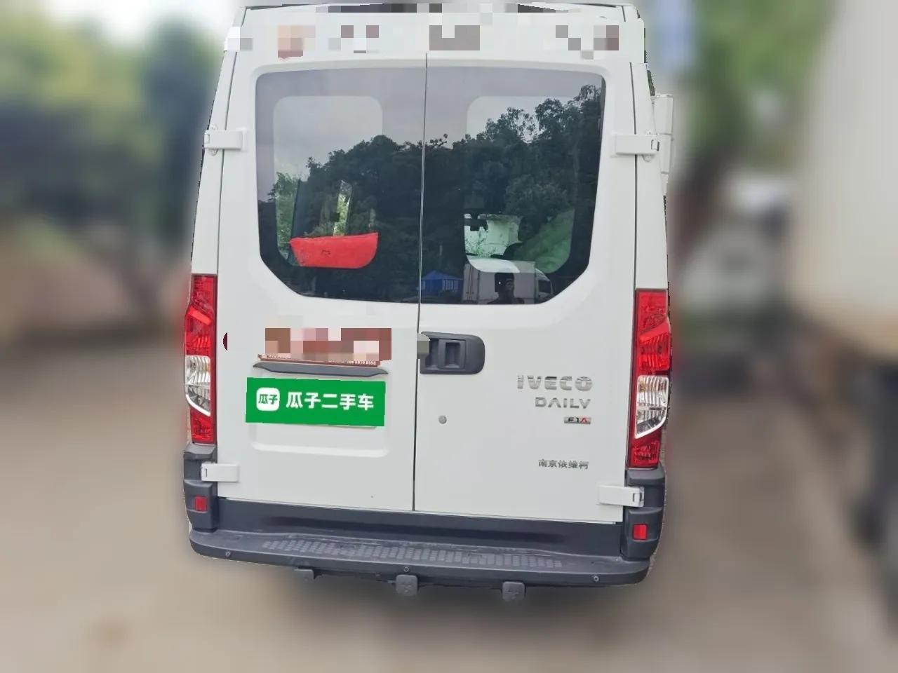 Iveco Eurocargo 2020 2.3T Manual Super-Rui Short Wheelbase High Roof High-Performance F1A — миниатюра 5