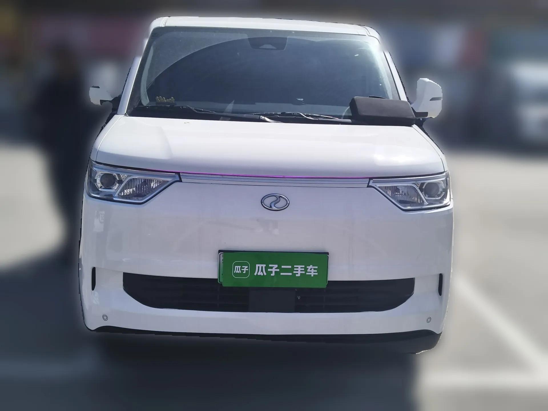 Ruichi EC75 2025 Smart Drive Ultra-Charging Version Beyond Edition II 50.1 kWh — миниатюра 2