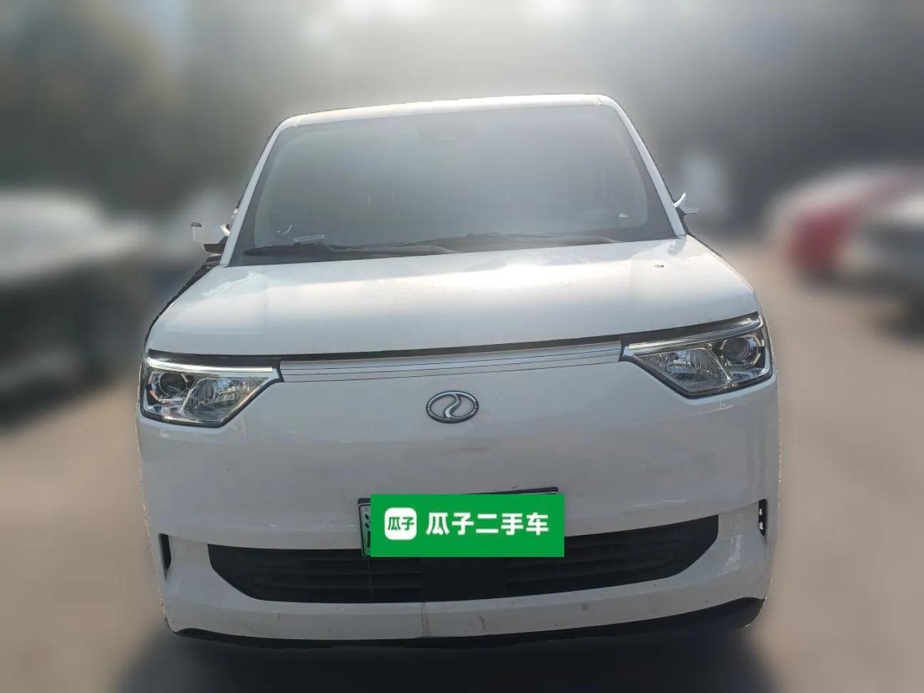 Ruichi EC75 2025 Intelligent Driving Ultra-Charging Version Pioneer II Type 50.1 kWh — миниатюра 2