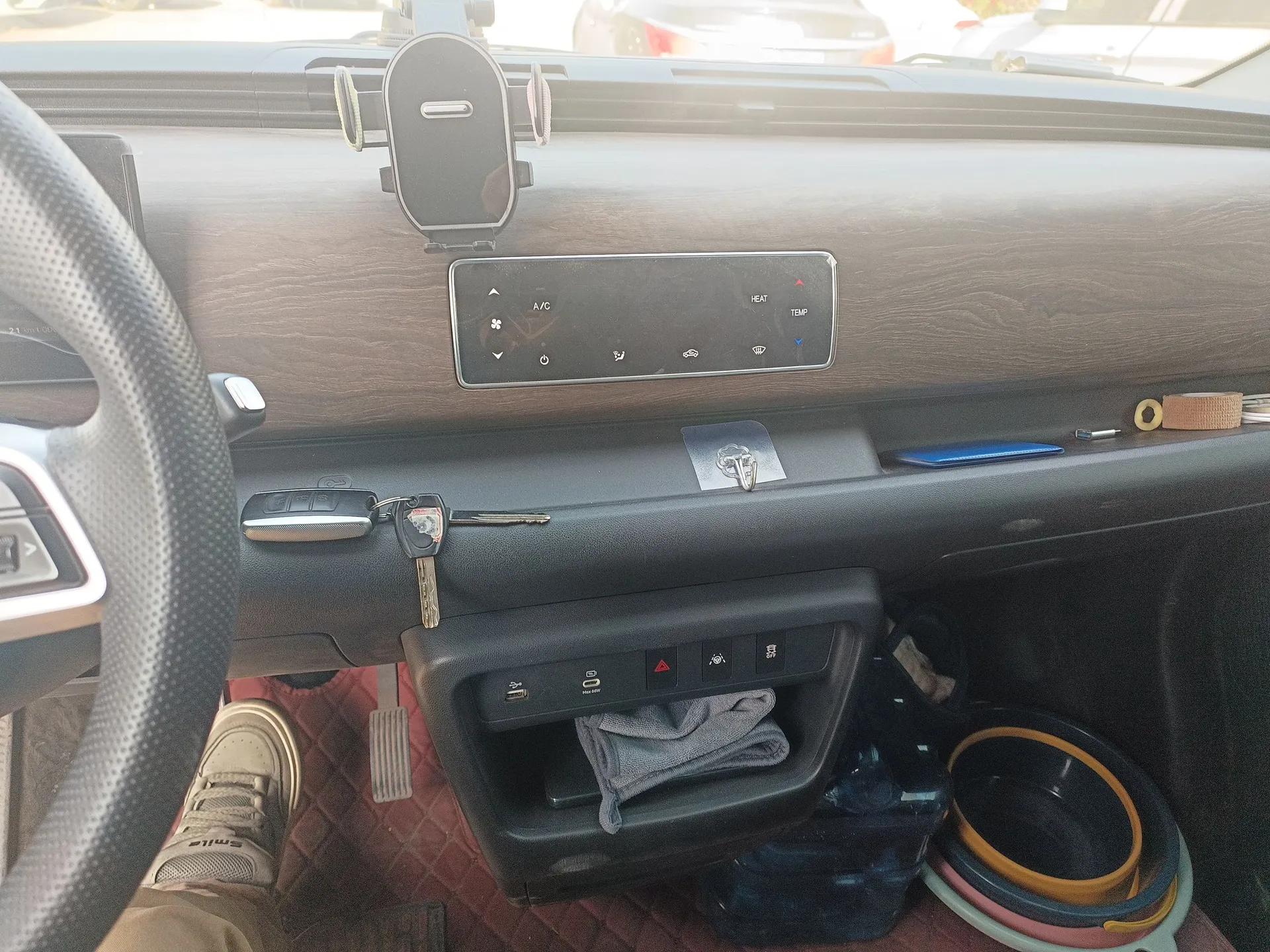 Ruichi EC75 2025 Intelligent Driving Ultra-Charging Version Pioneer II Type 50.1 kWh — миниатюра 14