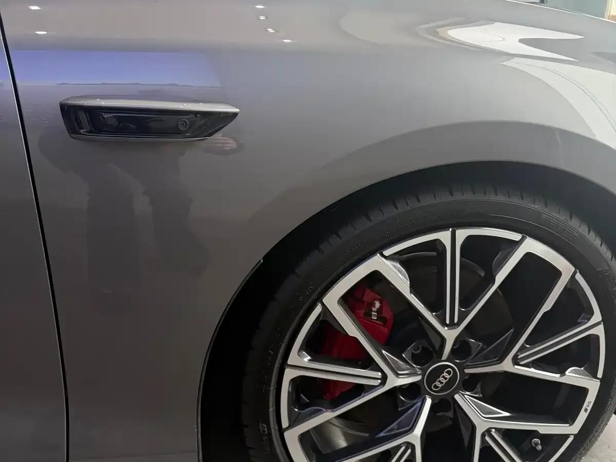 Audi A5L Sportback 2026 TFSI quattro 200kW Flagship Smart Edition — миниатюра 3