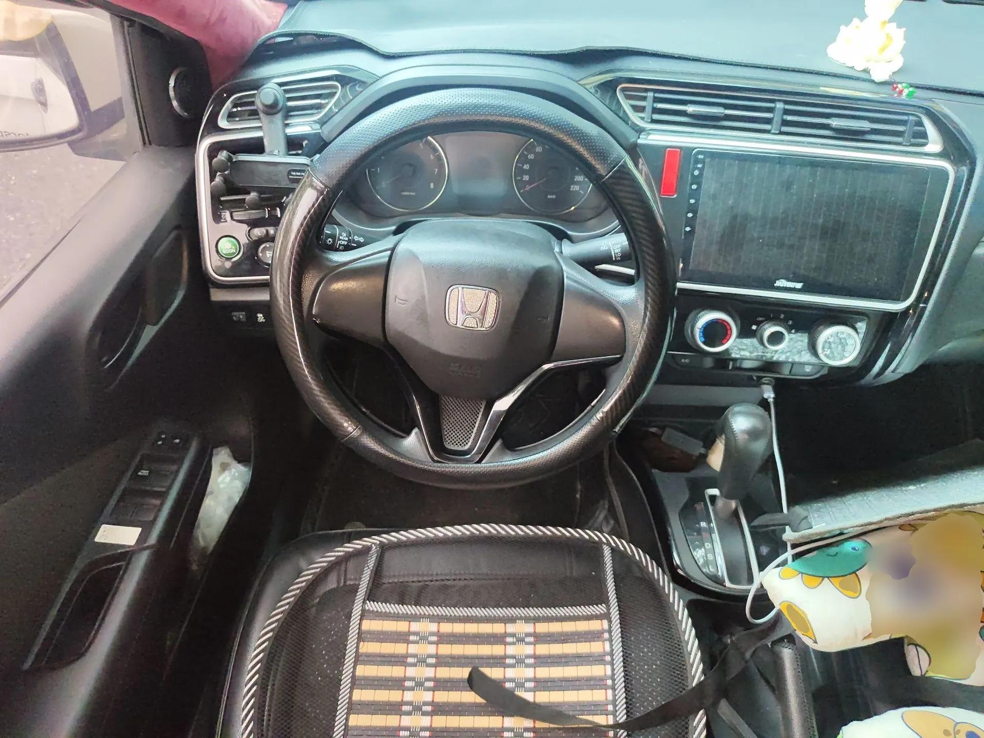 Honda Gienia 2017 1.5L CVT Comfort Version — миниатюра 11