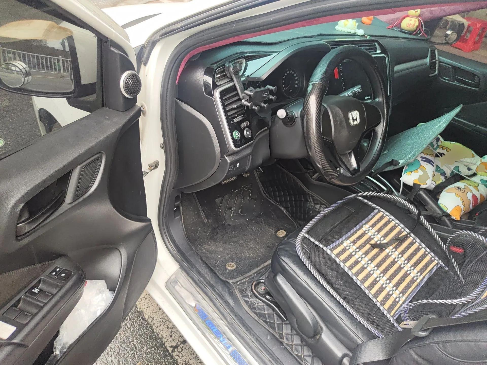 Honda Gienia 2017 1.5L CVT Comfort Version — миниатюра 17