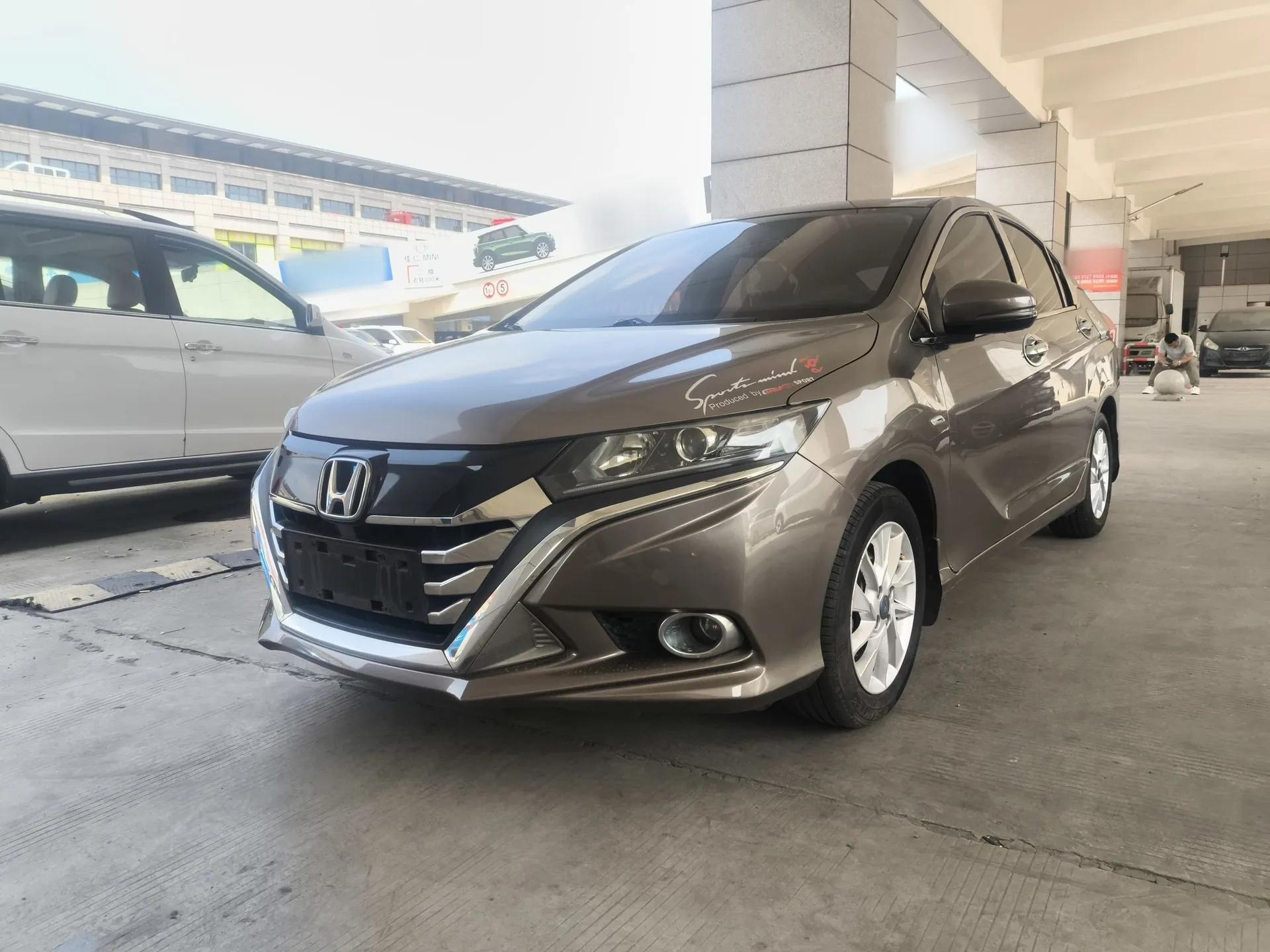 Honda Gienia 2017 1.5L CVT Comfort Version — миниатюра 1