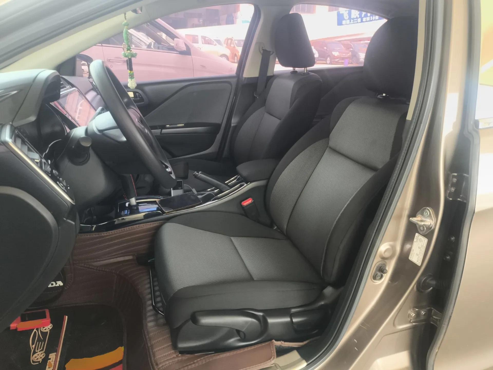 Honda Gienia 2017 1.5L CVT Comfort Version — миниатюра 18