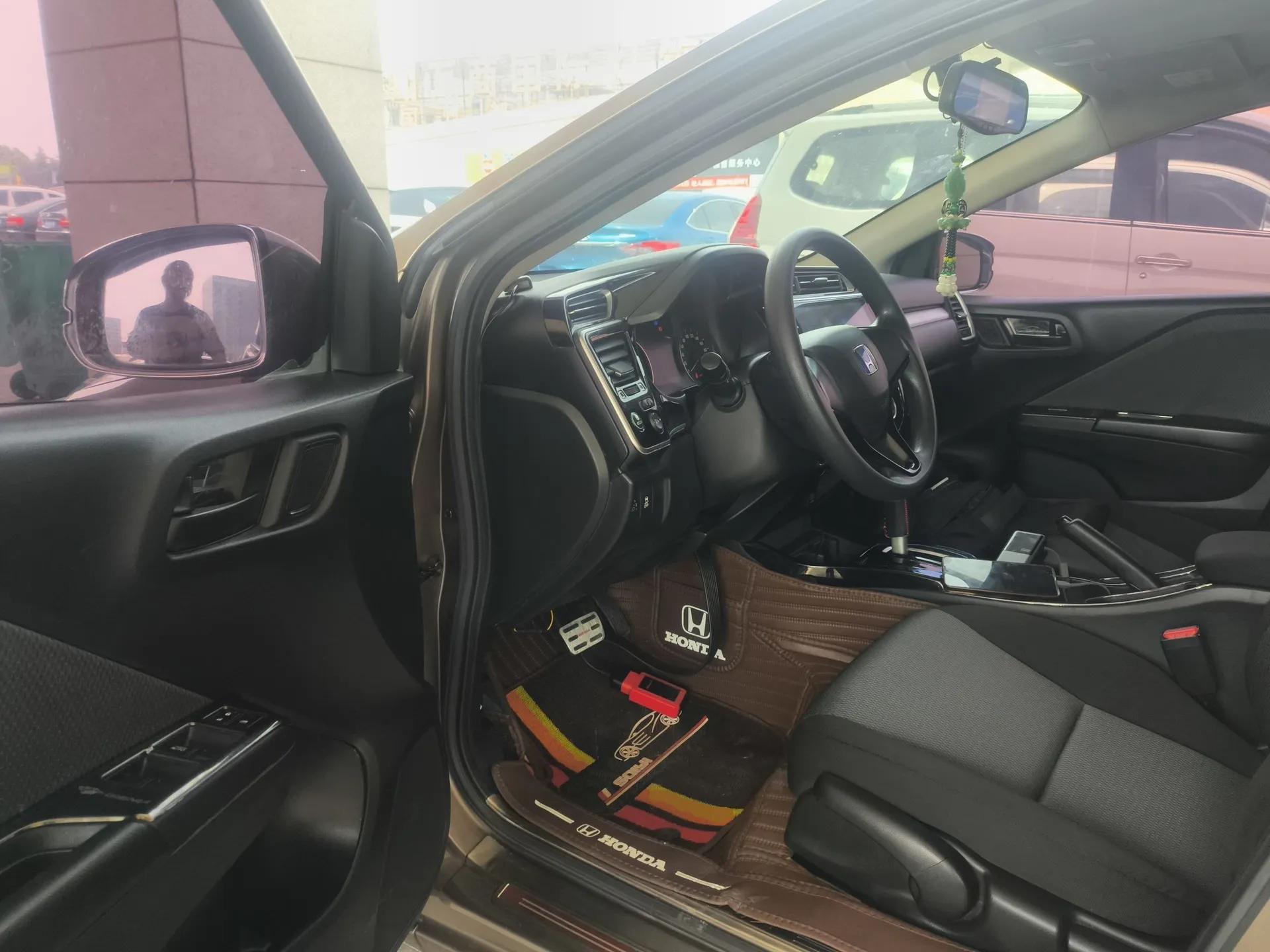 Honda Gienia 2017 1.5L CVT Comfort Version — миниатюра 19