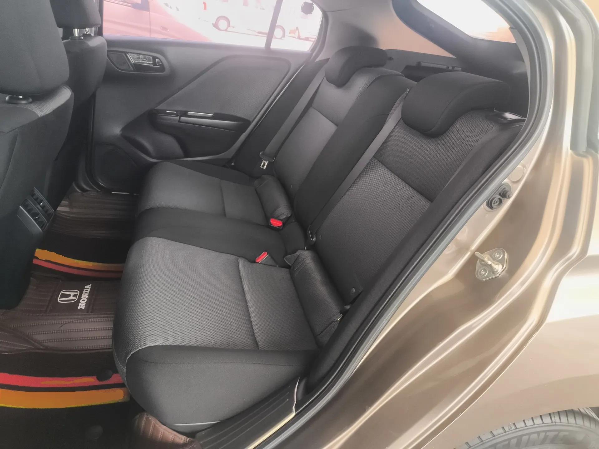 Honda Gienia 2017 1.5L CVT Comfort Version — миниатюра 20