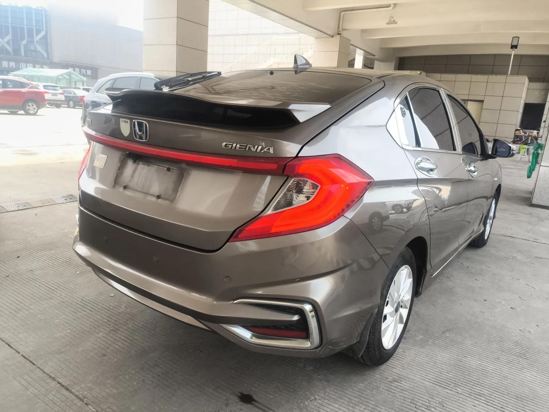 Honda Gienia 2017 1.5L CVT Comfort Version — миниатюра 6