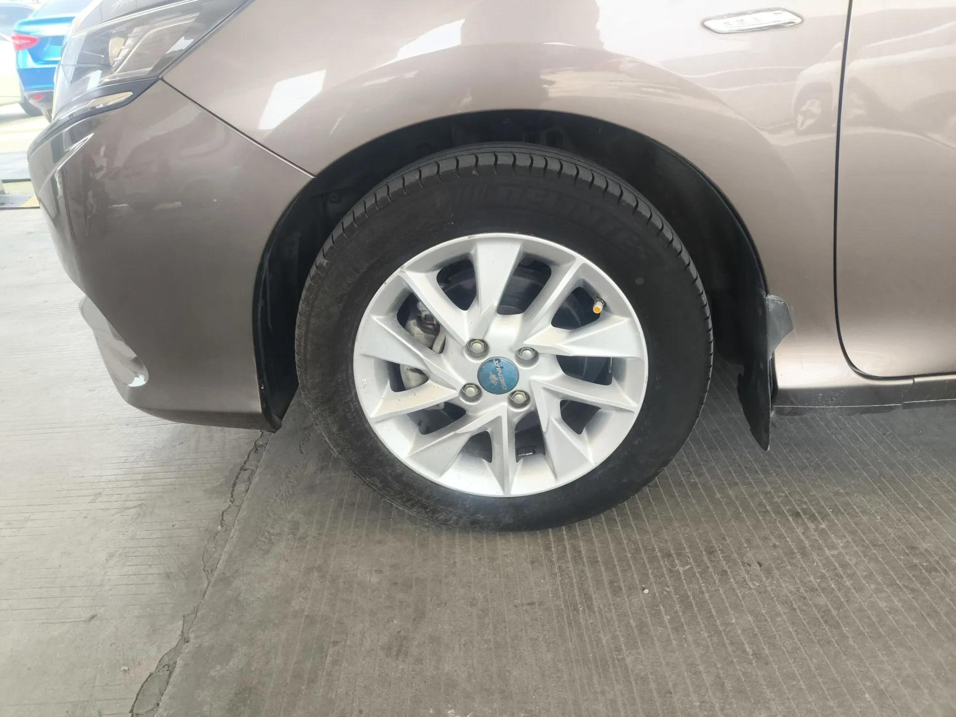 Honda Gienia 2017 1.5L CVT Comfort Version — миниатюра 8