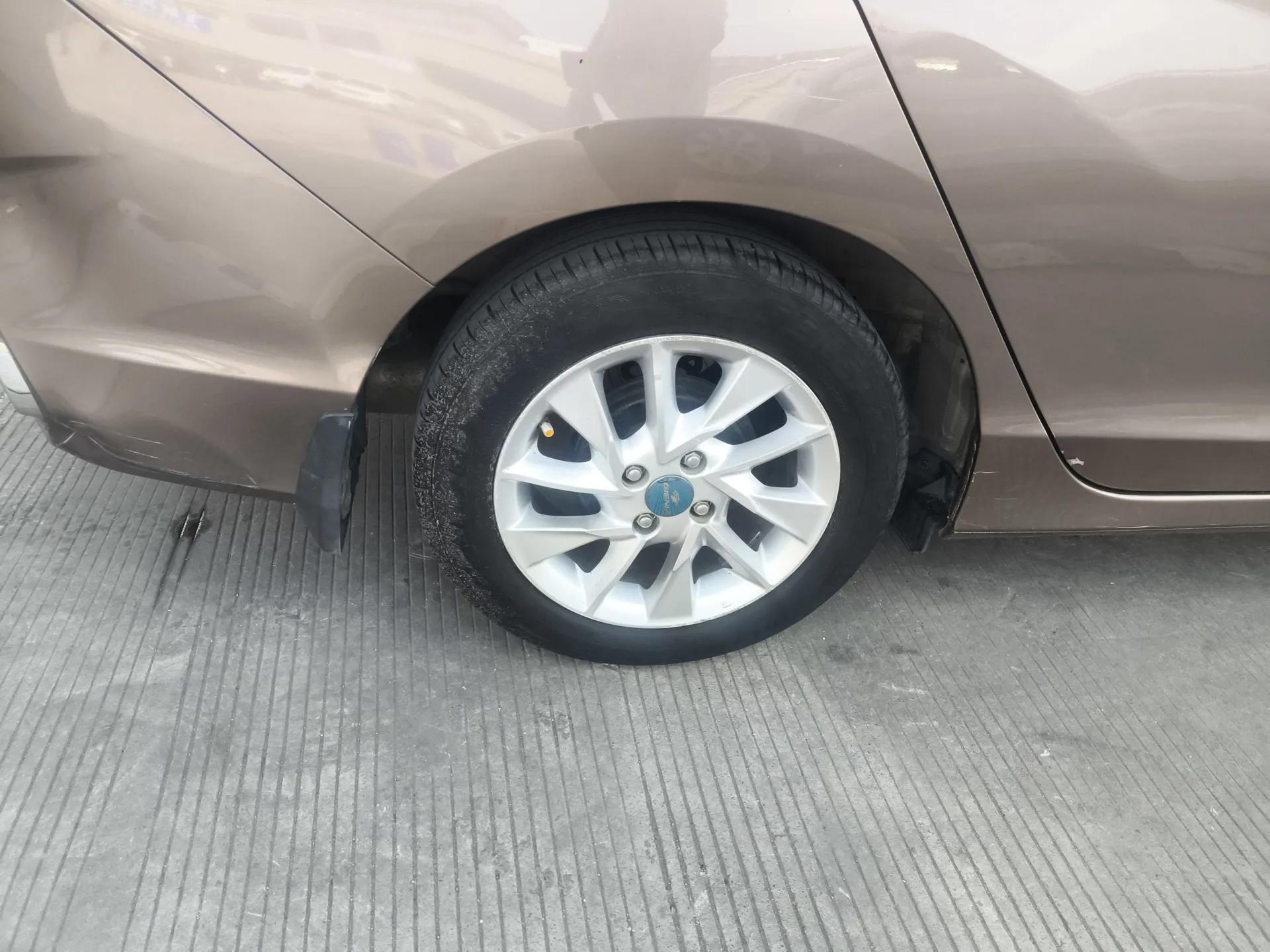 Honda Gienia 2017 1.5L CVT Comfort Version — миниатюра 10