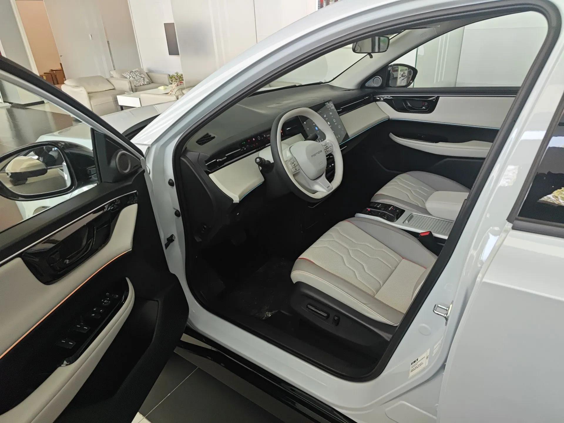 Honda e:NS2 2024 Ignite Edition — миниатюра 19