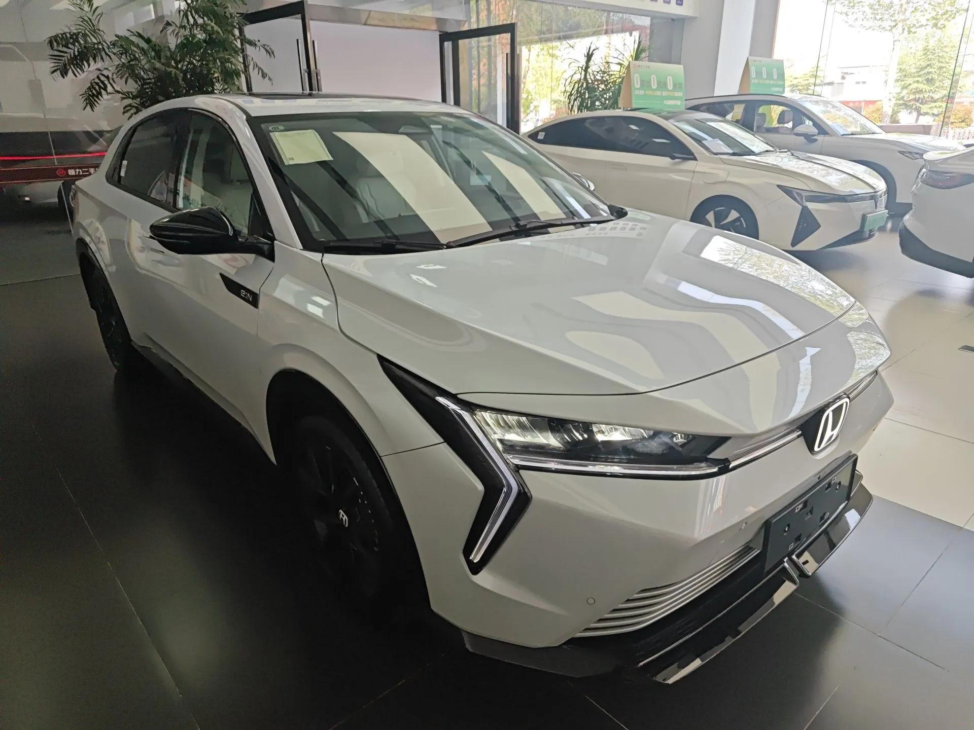 Honda e:NS2 2024 Ignite Edition — миниатюра 3