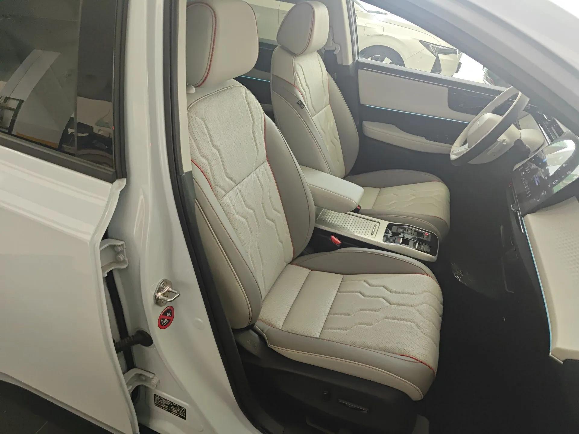 Honda e:NS2 2024 Ignite Edition — миниатюра 23