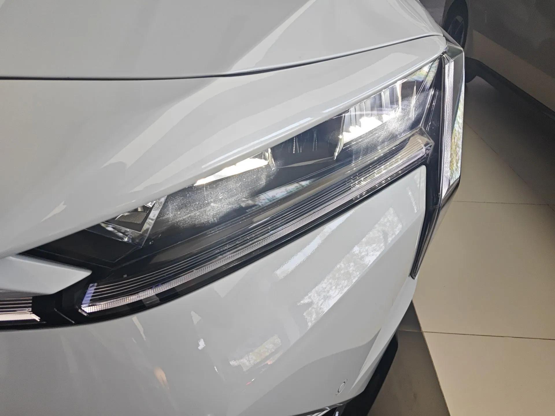 Honda e:NS2 2024 Ignite Edition — миниатюра 9