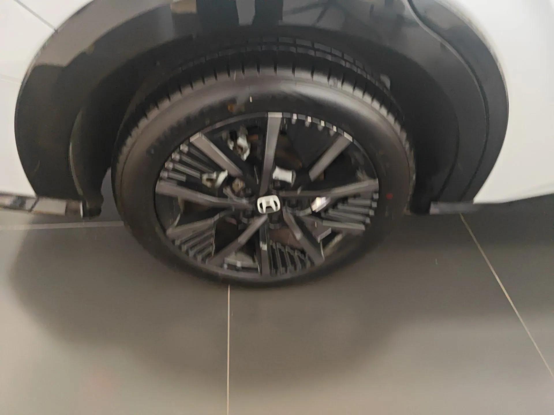 Honda e:NS2 2024 Ignite Edition — миниатюра 10