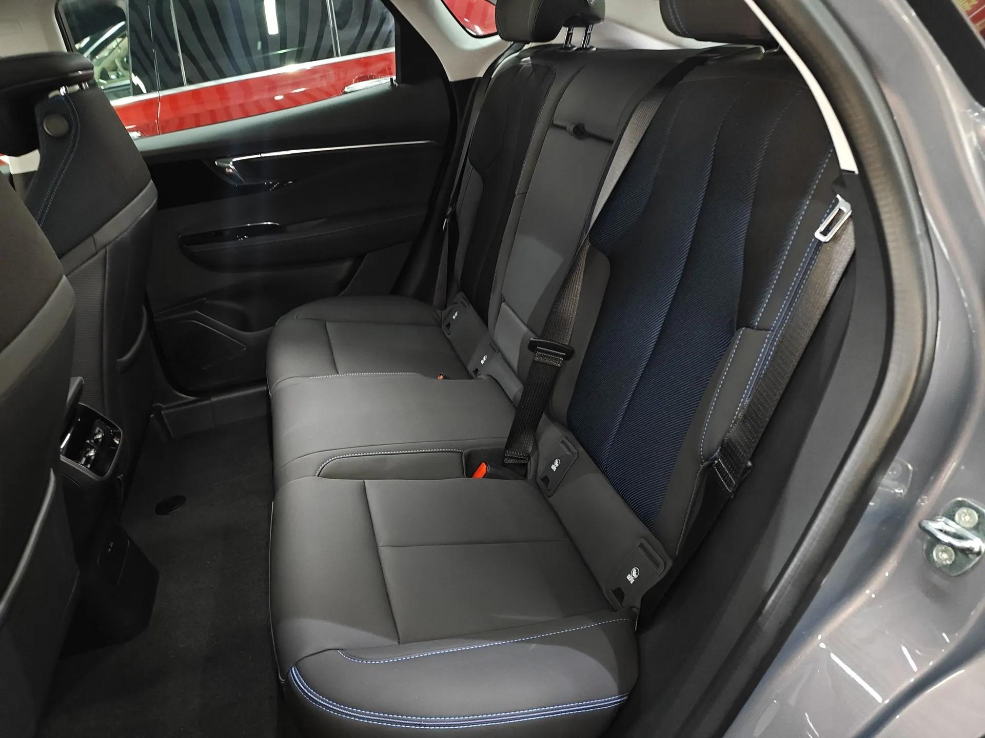 Buick E4 2023 Smart Edition — миниатюра 20