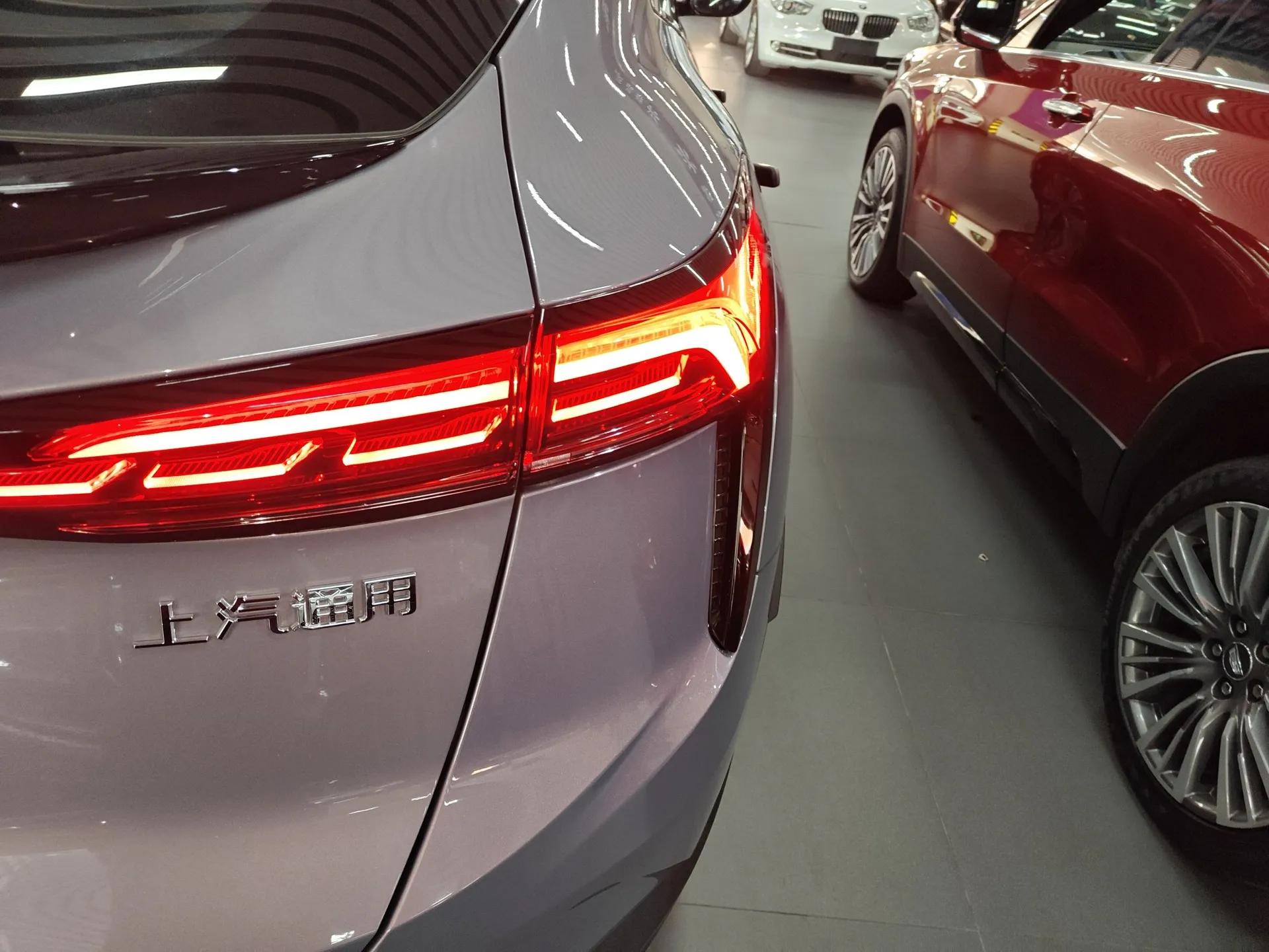 Buick E4 2023 Smart Edition — миниатюра 7